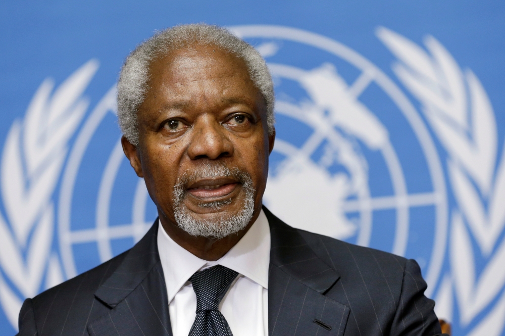 File photo of UN-Arab League mediator Kofi Annan addresses a news conference at the United Nations in Geneva August 2, 2012. REUTERS/Denis Balibouse /File Photo