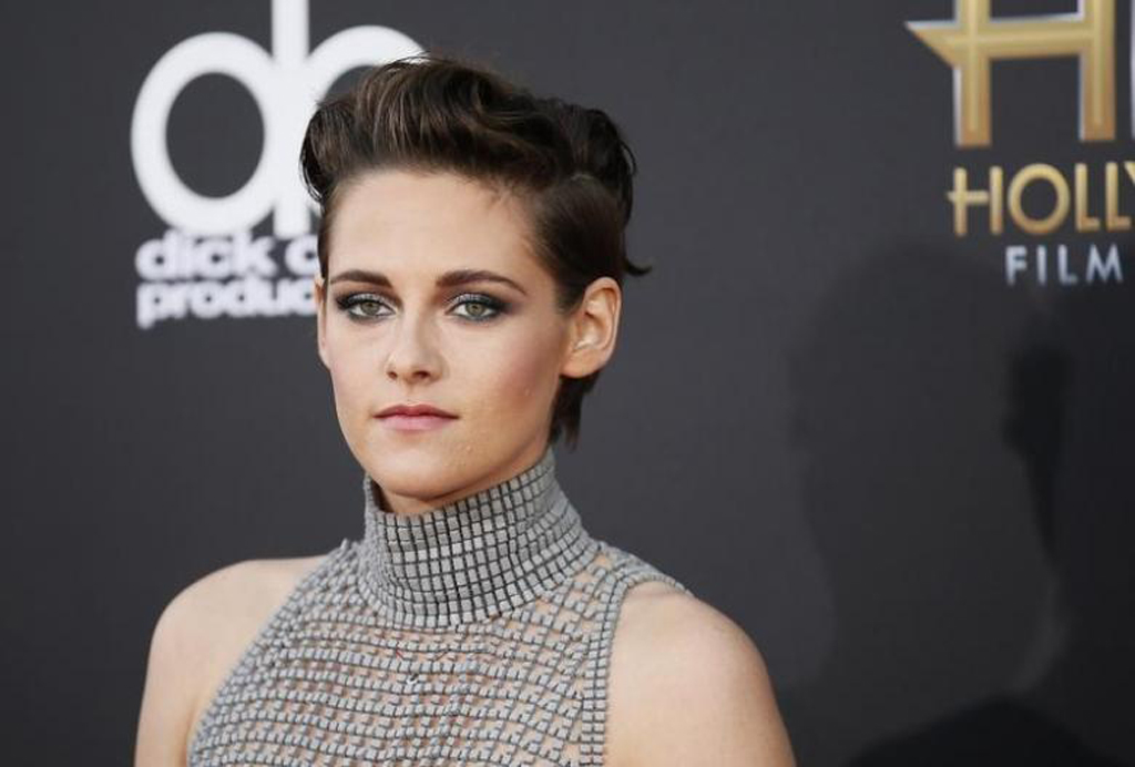 File photo of actress Kristen Stewart arriving at the Hollywood Film Awards in Hollywood, California November 14, 2014. REUTERS/Danny Moloshok