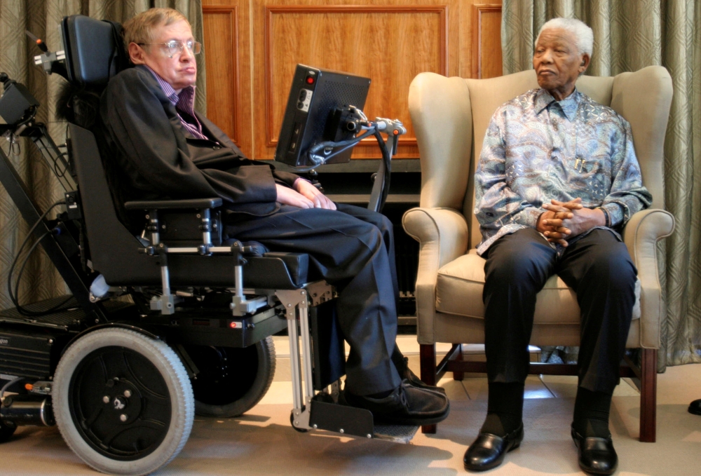 Former South African President Nelson Mandela meets Stephen Hawking at Mandela Foundation office in Johannesburg, May 15, 2008. Reuters