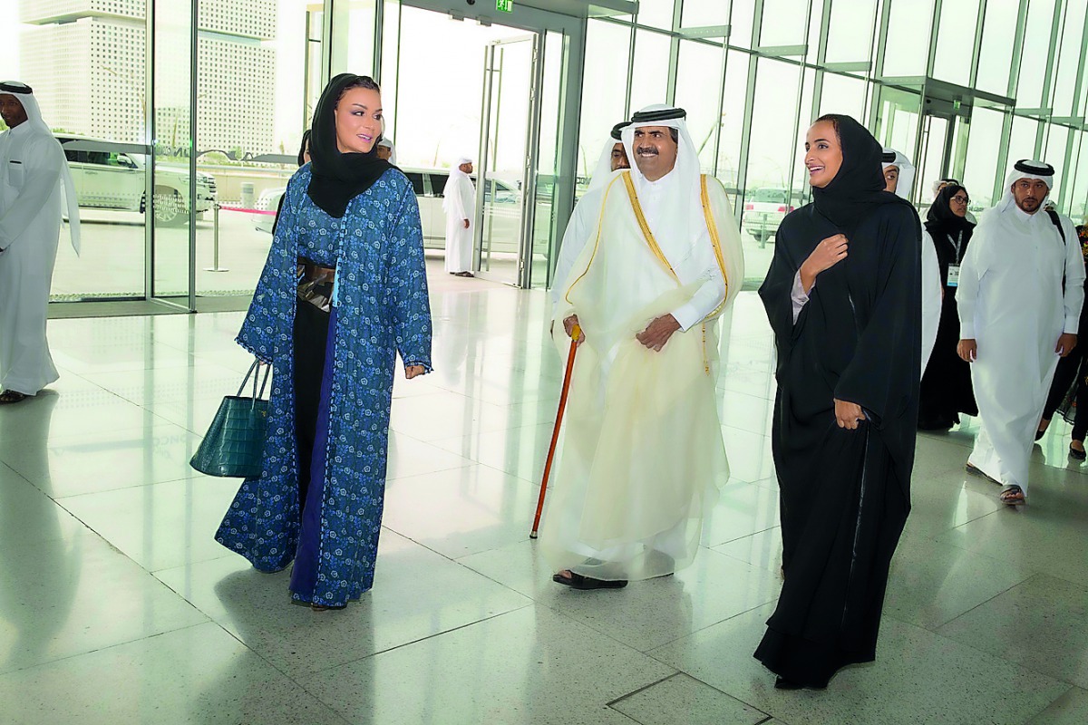 Father Amir H H Sheikh Hamad bin Khalifa Al Thani, H H Sheikha Moza bint Nasser and H E Sheikha Hind bint Hamad Al Thani arrive for the opening session of the 2018 World Innovation Summit for Health. 