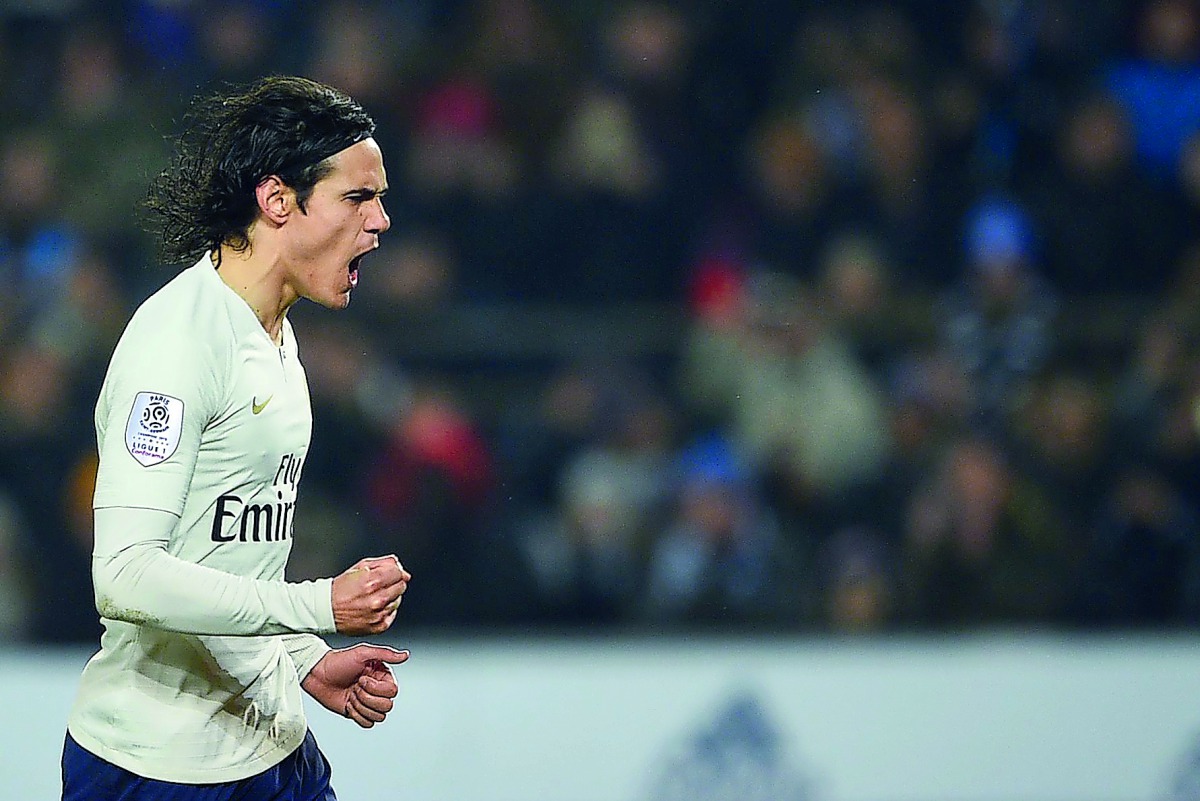 Paris Saint-Germain's Uruguayan forward Edinson Cavani reacts during the French L1 football match between Strasbourg and Paris Saint-Germain (PSG) at the Stade de la Meinau stadium, in Strasbourg, on December 5, 2018. AFP / Jean-Christophe Verhaegen
