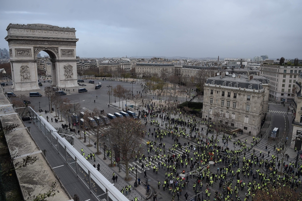 Paris in lockdown as France braces for new antiMacron riots The