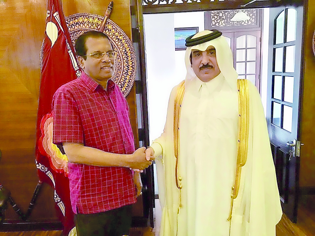 President of the Democratic Socialist Republic of Sri Lanka, Maithripala Sirisena, with Qatar’s Ambassador to Sri Lanka, Dr Rashid bin Shafea Al Marri. 