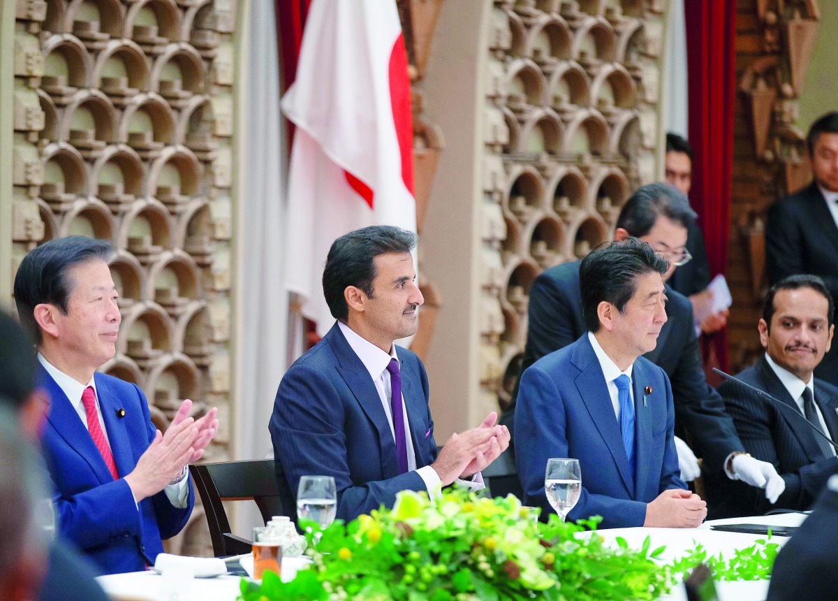 Amir H H Sheikh Tamim bin Hamad Al Thani attended a banquet hosted by with the Prime Minister of Japan, Shinzo Abe, in honour of H H the Amir.