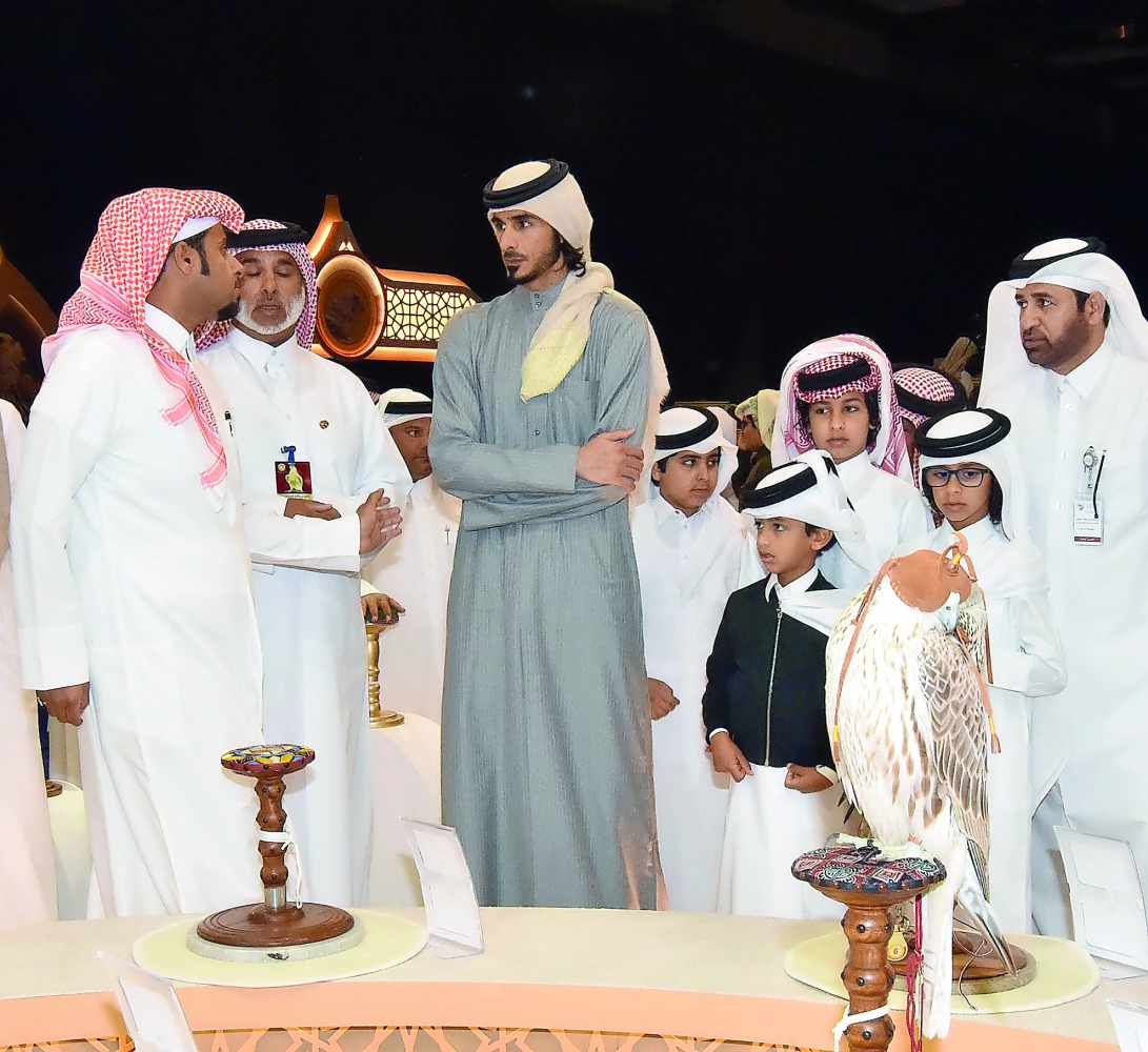 H H Sheikh Jassim bin Hamad Al Thani, the Personal Representative of H H the Amir, witnessed last evening the crowning of the winners of Al Mazain championship, at the end of Qatar International Falcon and Hunting Festival (Marmi Festival), in Cultural Vi