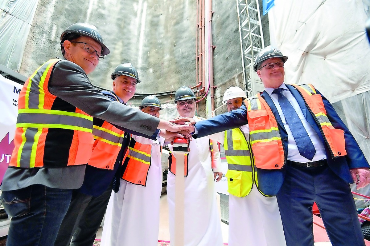 Dr. Eng. Saad bin Ahmad Al Muhannadi (third right), President of Ashghal, with other officials at the excavation site. 