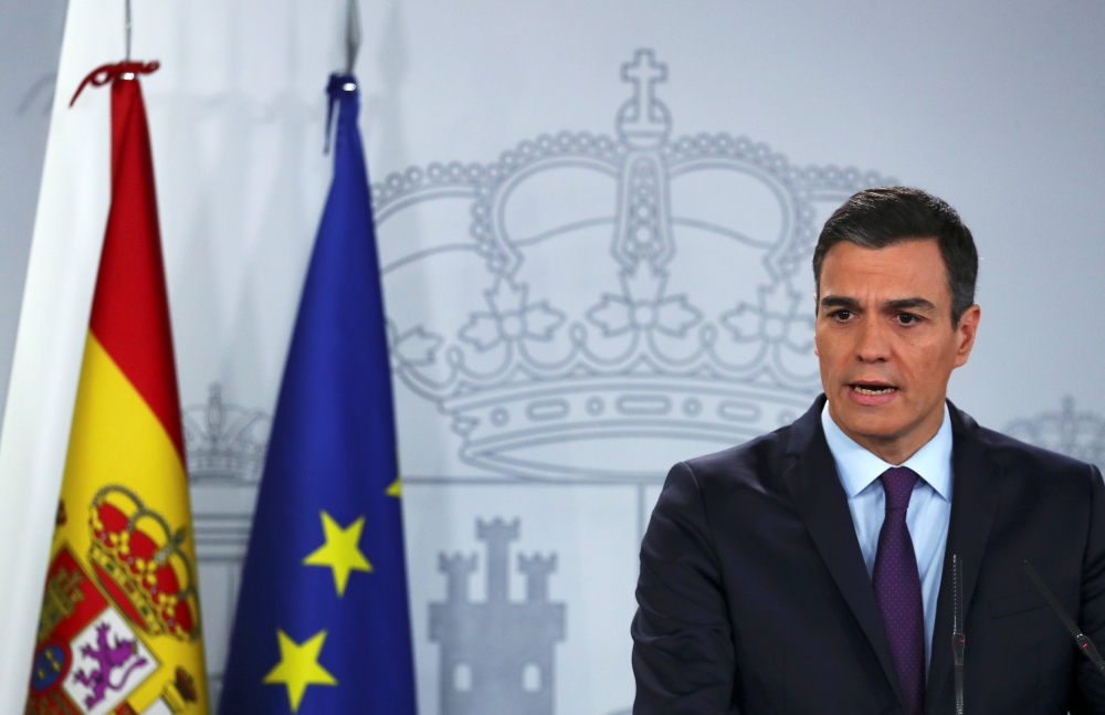 Prime Minister Pedro Sanchez delivers a statement on the political crisis in Venezuela at the Moncloa Palace in Madrid, February 4, 2019. Reuters/Sergio Perez