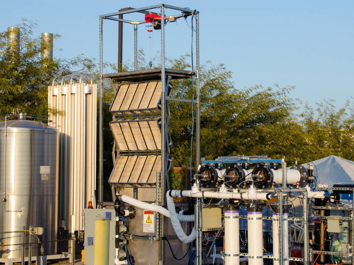 A prototype device of the 