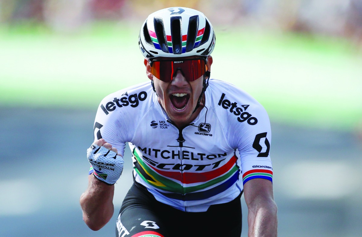 Mitchelton-Scott rider Daryl Impey of South Africa wins the stage. Reuters/Gonzalo Fuentes