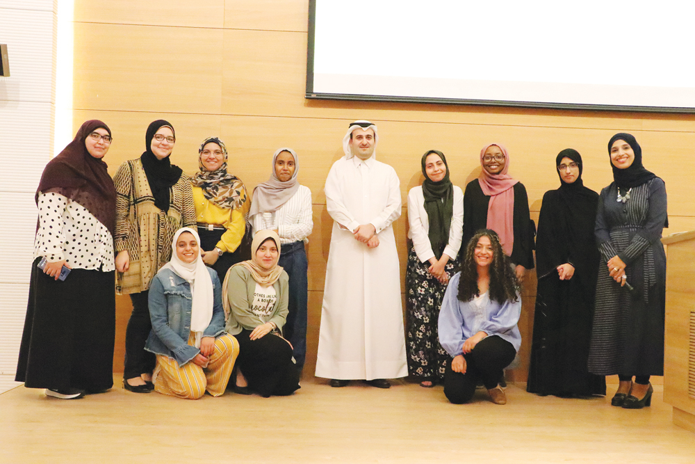 This year’s elected students pose for a group photo.