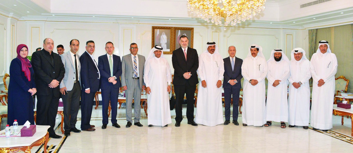 Qatar Chamber’s First Vice-Chairman Mohamed bin Ahmed bin Towar Al Kuwari (sixth right), during his meeting with a Jordanian delegation led by the Jordanian Minister of Labour, Nedal Faisal El Batayneh (centre) at the QC headquarters yesterday.