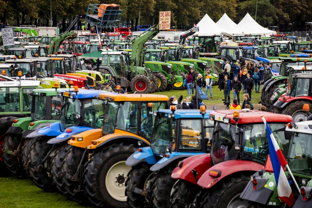 Farmers protest with their tractors, under the name #Agractie, during a national protest at the Malieveld in The Hague on October 1, 2019. AFP / ANP / Sem van der Wal
 
