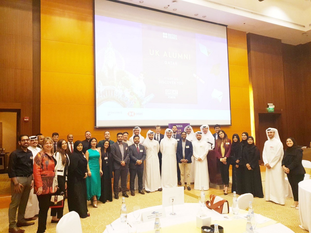 The officials and students during the “Welcome Back” event 