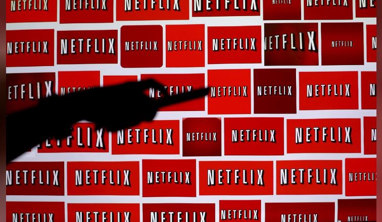 FILE PHOTO: The Netflix logo is shown in this illustration photograph in Encinitas, California October 14, 2014. REUTERS/Mike Blake/File Photo
