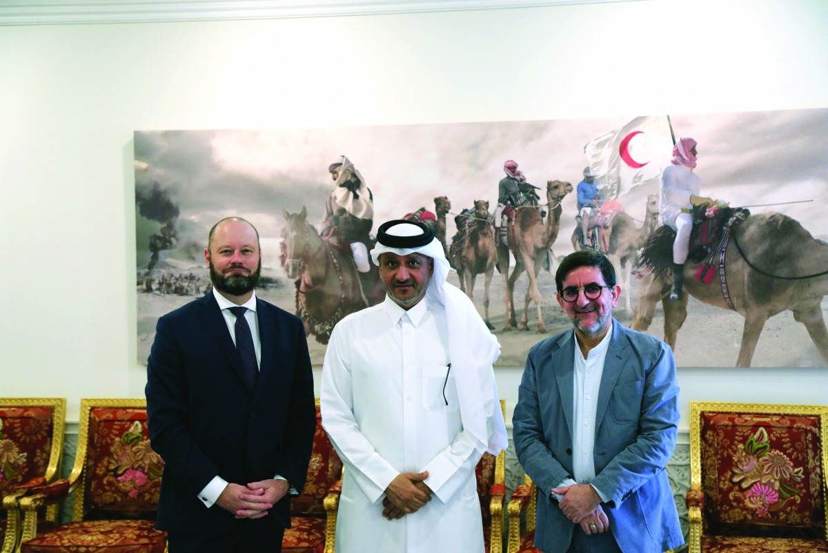 Ambassador of Australia to Qatar, Jonathan Muir (left), with officials during his visit to Qatar Red Crescent Society (QRCS).