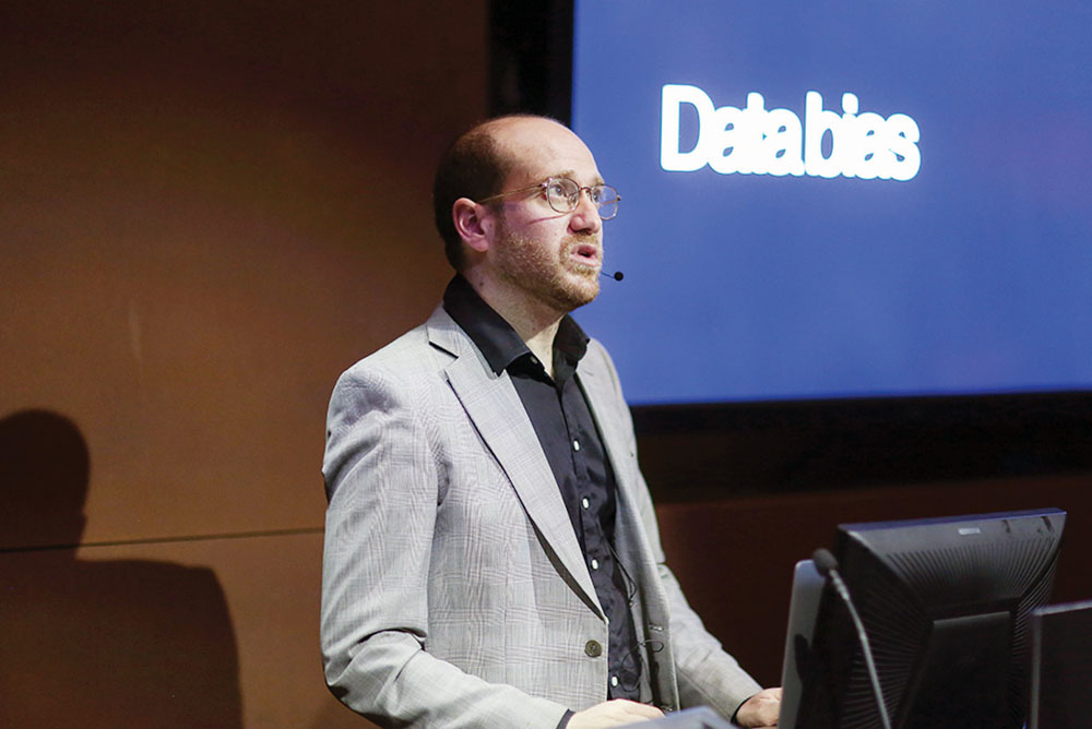 Dave Senior, partner and strategist at Playground Inc., during a lecture at NU-Q on the rise of artificial intelligence.
