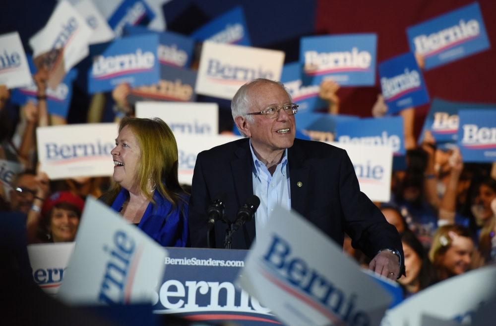 U.S. Democratic presidential candidate Senator Bernie Sanders celebrates with his wife Jane after being declared the winner of the Nevada Caucus while holding a campaign rally in San Antonio, Texas, U.S., February 22, 2020. REUTERS/Callaghan O'hare