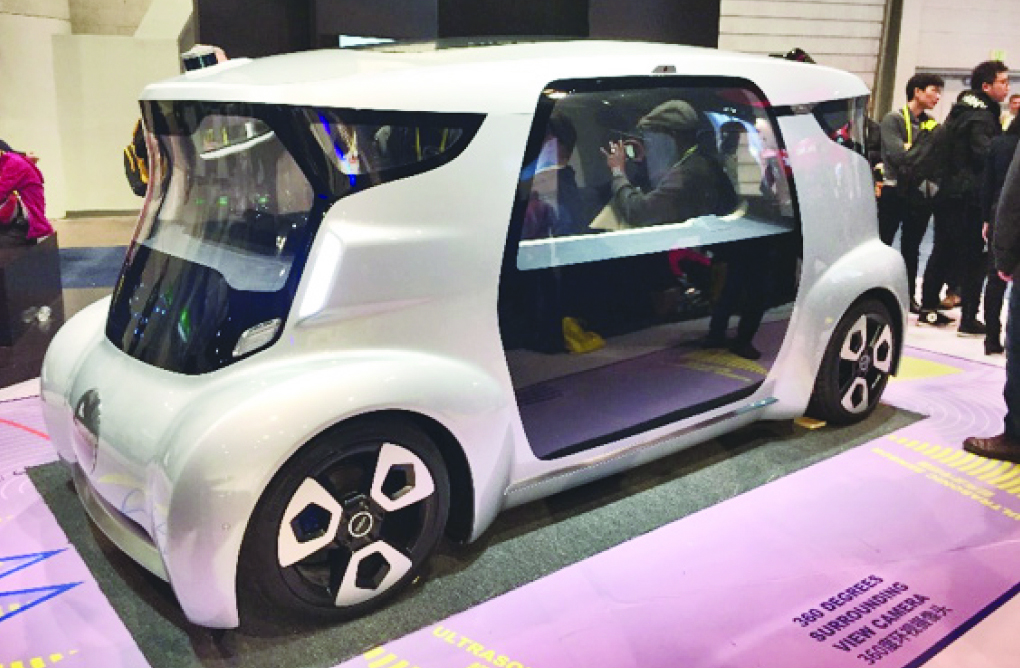 A provided picture of a Green car.