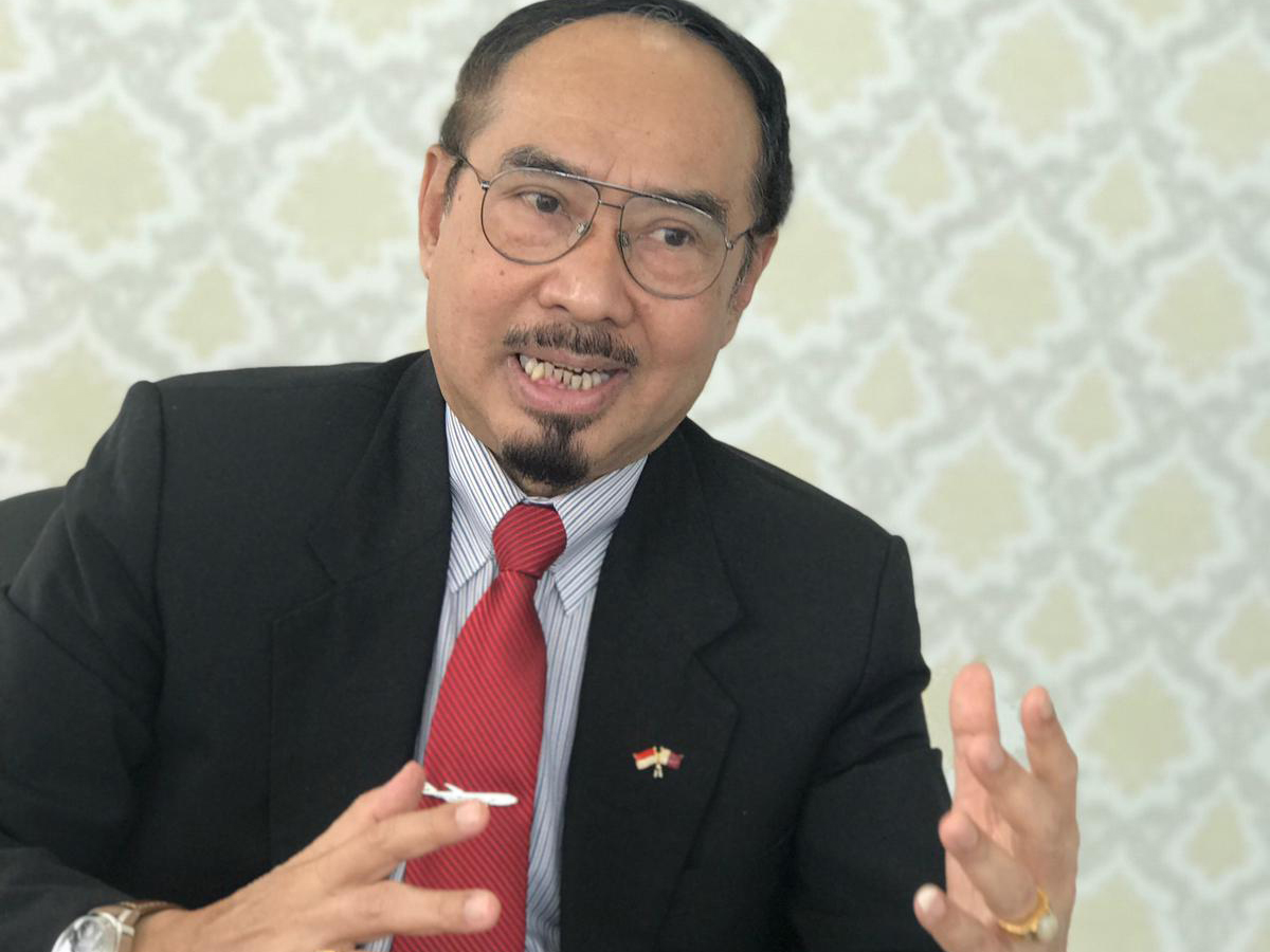 The Ambassador of the Republic of Indonesia to Qatar, Muhammad Basri Sidehabi. 