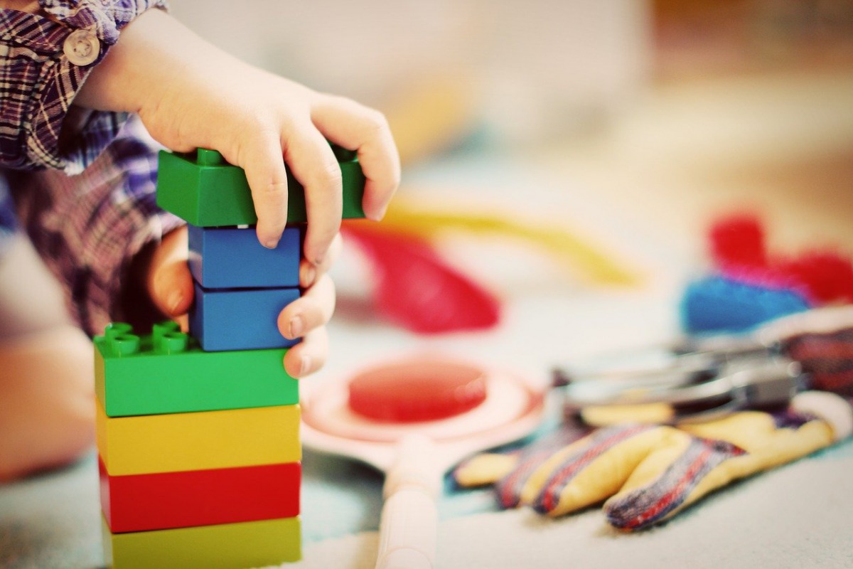 Representational image