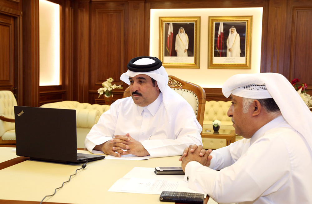 Director of Doha Municipality Eng. Jamal Matar Al Nuaimi and Director of Arab Towns Organisation Award Issa Rashid Ali Hamad during a remote session on supporting Beirut.