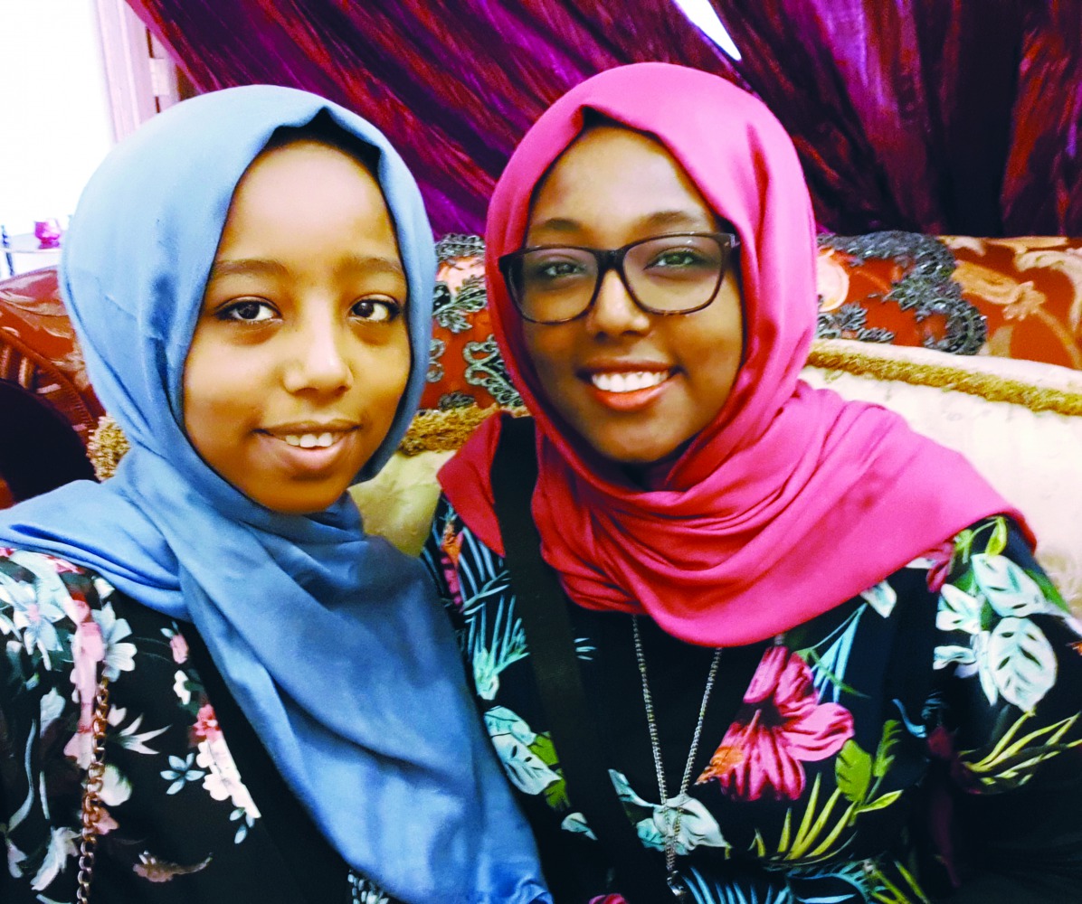 Pharmacy students Shahd Al Amin and Waad Al Amin won first place for their position paper ‘Online Learning during COVID-19: Challenges and Resolutions.’ 