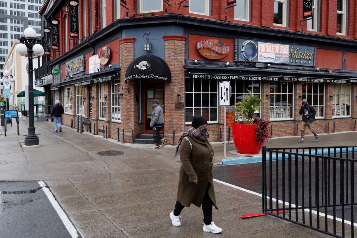 The Fish Market Restaurant in the ByWard Market is seen closed as a result of measures taken to slow the spread of the coronavirus disease (COVID-19) in Ottawa, Ontario, Canada October 19, 2020. REUTERS/Blair Gable
