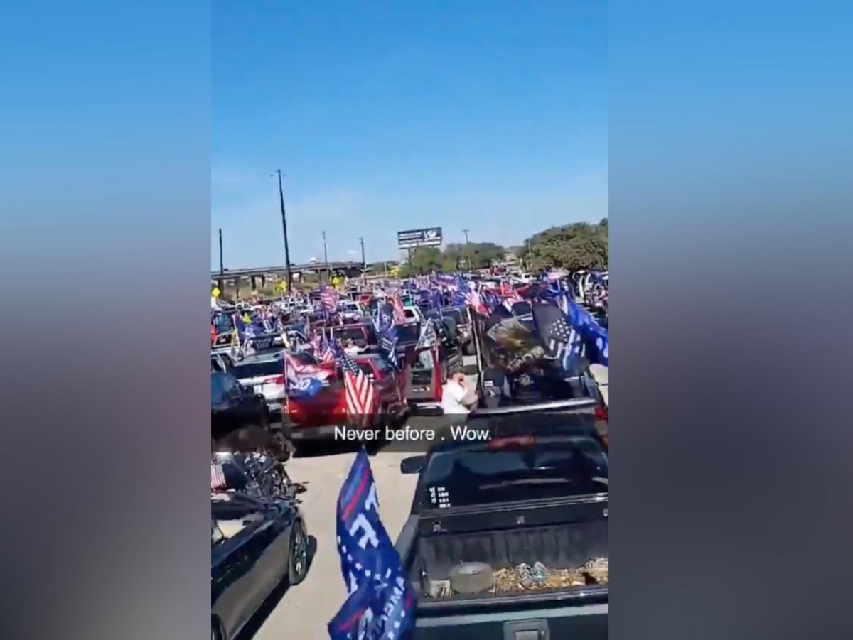 A convoy of U.S. President Donald Trump supporters gather on a street in San Antonio, Texas, U.S., in this still image taken from social media video, November 1, 2020. Twitter @ JDEEDS04/via REUTERS