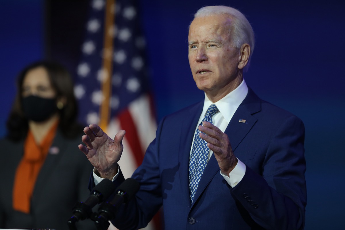 WILMINGTON, DELAWARE - NOVEMBER 09: U.S. President-elect Joe Biden speaks to the media while flanked by Vice President-elect Kamala Harris, after receiving a briefing from the transition COVID-19 advisory board on November 09, 2020 at the Queen Theater in