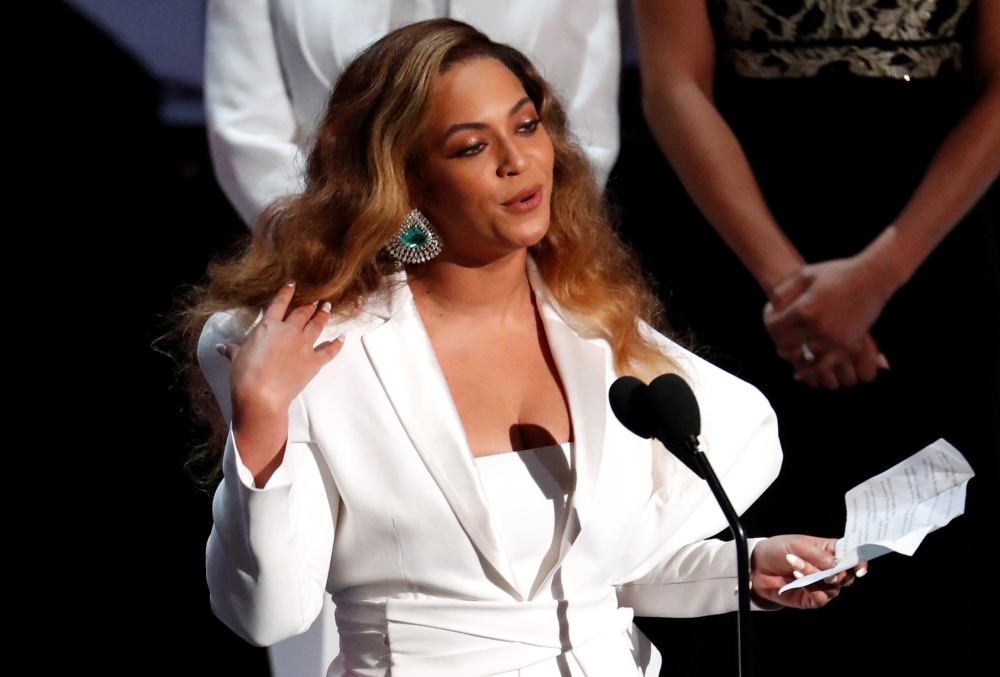 Beyonce reacts after winning the entertainer of the year award. Reuters/Mario Anzuoni/File Photo