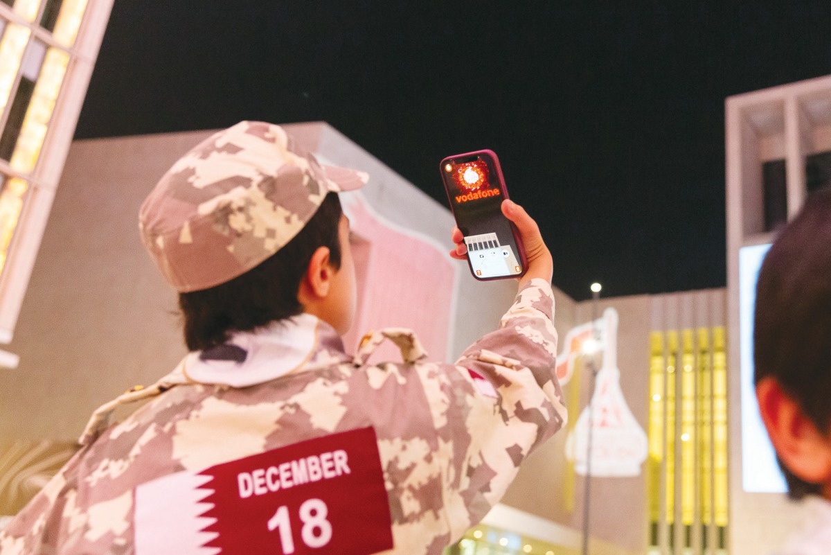 Msheireb Downtown Doha visitor enjoying Vodafone Qatar’s Augmented Reality (AR) experience during the QND celebrations in Doha recently.