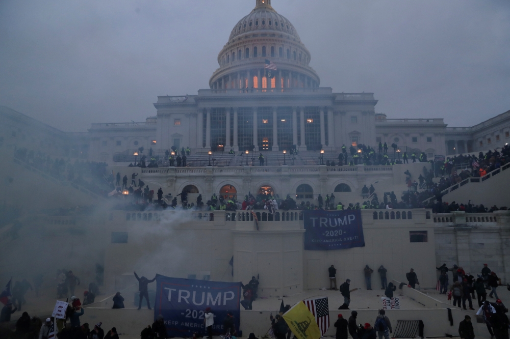 Supporters of US President Donald Trump occupy the US Capitol Building in Washington, US, January 6, 2021. Thomas P. Costello/USA TODAY via REUTERS 