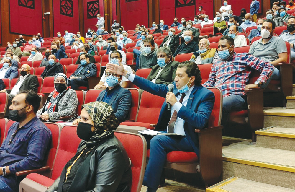 Representatives of engineering consultancy offices attending a meeting organised by the Ministry of Municipality and Environment. 