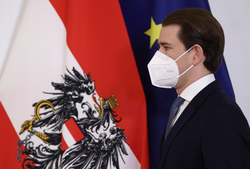 Austria's Chancellor Sebastian Kurz arrives for a news conference, as the spread of the coronavirus disease (COVID-19) continues, in Vienna, Austria January 17, 2021. REUTERS/Lisi Niesner