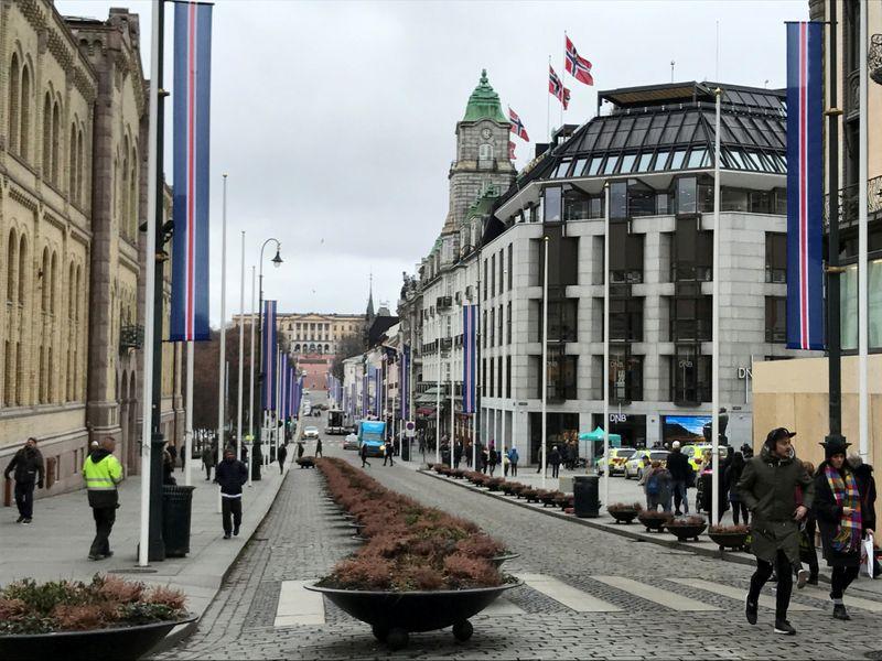 FILE PHOTO: People walk on the street in Oslo, Norway March 20, 2017. REUTERS/Lefteris Karagiannopoulos/File Photo
