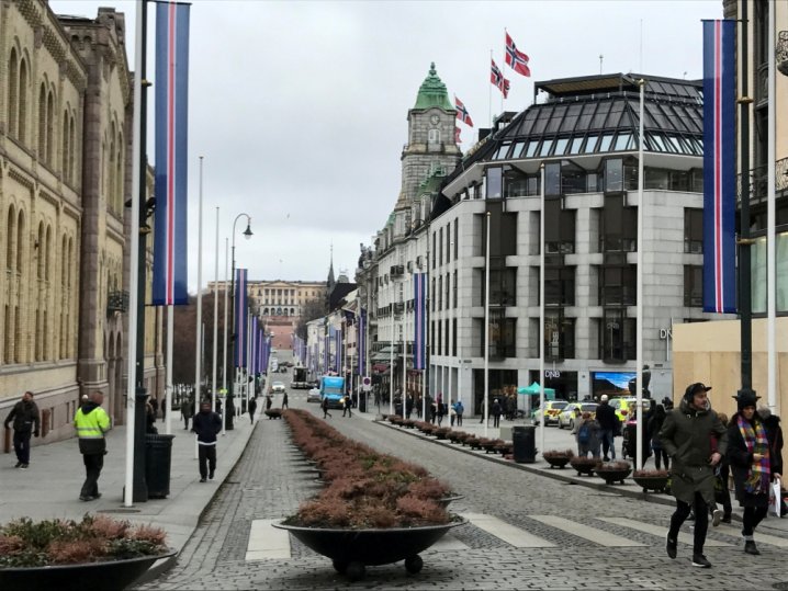 FILE PHOTO: People walk on the street in Oslo, Norway March 20, 2017. REUTERS/Lefteris Karagiannopoulos
