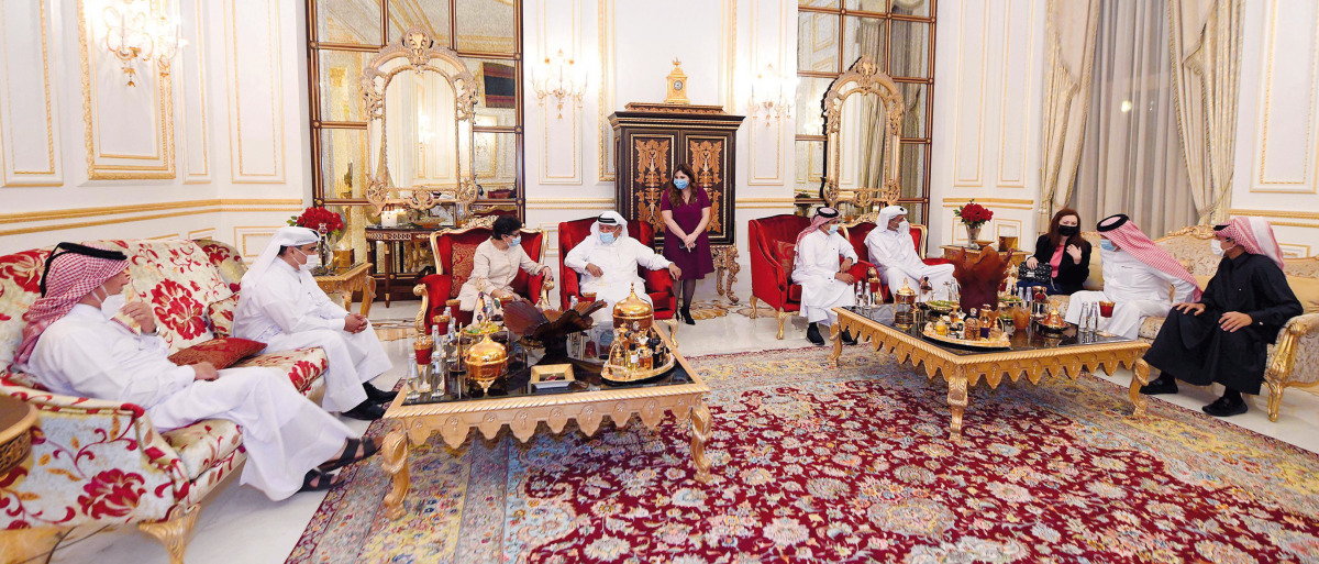 Minister of Commerce and Industry, H E Ali bin Ahmed Al Kuwari; Minister of State for Foreign Affairs, H E Sultan bin Saad Al Muraikhi; Second Deputy to the Chairman of the Qatari Businessmen Association, Sheikh Dr. Khalid bin Thani Al Thani, along with o