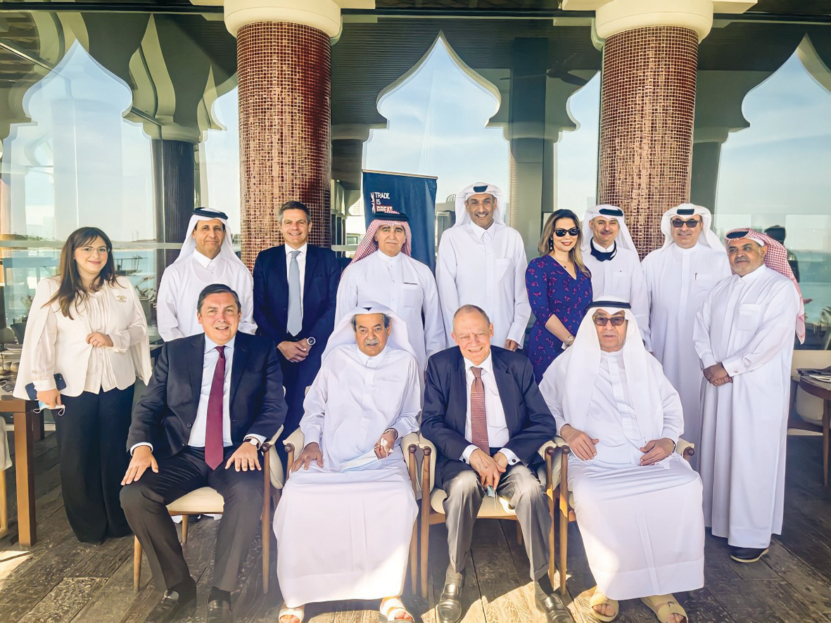 Sir Gerald Grimston, Jon Wilks and Simon Penny with officials of Qatari Businessmen Association.