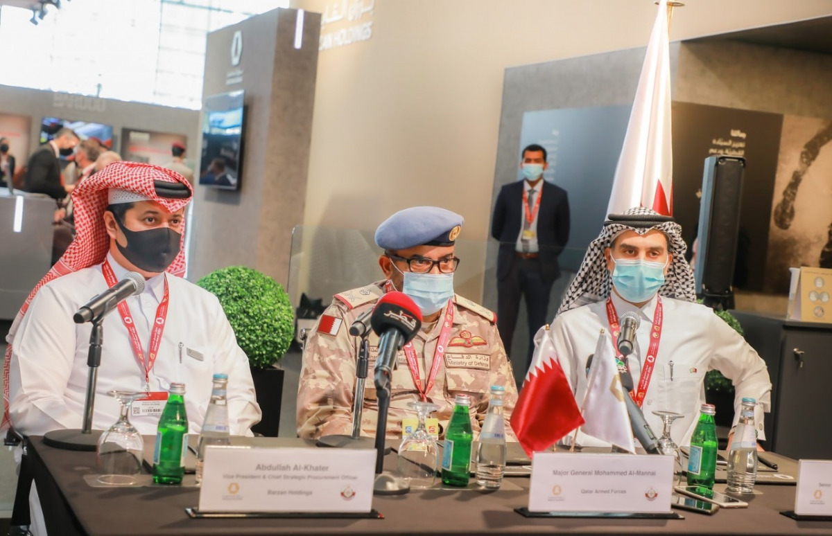Major General Mohammad bin Abdul Latif Al Mannai (centre), Advisor to the Deputy Prime Minister and Minister of State for Defense and Security Affairs and Chairman of the Ministry of Defense Executive Committee for 2022 World Cup with Abdullah Hassan Al K
