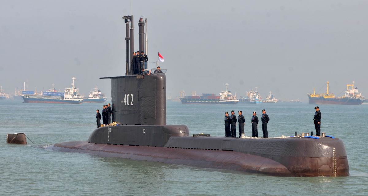 Indonesian Navy personnel are seen on the Submarine KRI Nanggala-402 as they arrive in Surabaya, East Java province, Indonesia, February 6, 2012. Picture taken February 6, 2012. M Risyal Hidayat/Antara Foto via REUTERS