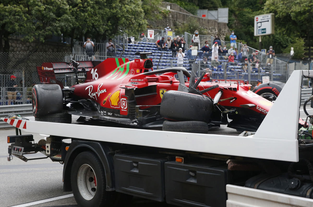 Formula One F1 - Monaco Grand Prix - Circuit de Monaco, Monte Carlo, Monaco - May 22, 2021 The car of Ferrari's Charles Leclerc is recovered after he crashed in qualifying Pool via REUTERS/Sebastien Nogier
