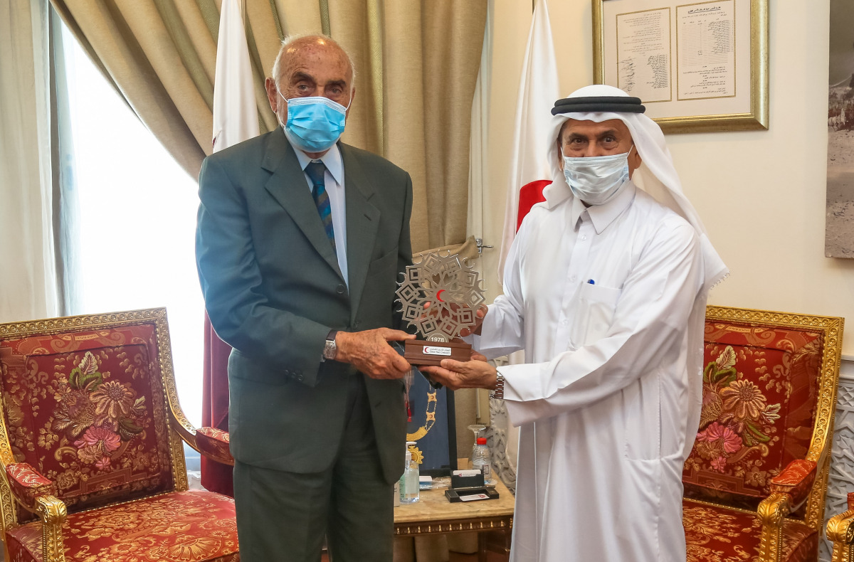 Secretary-General of Qatar Red Crescent Society, Ambassador Ali bin Hassan Al Hammadi, met with a delegation from Al Quds Fund and Endowment, headed by Munib Rashid Al Masry, Chairman of the Board of Directors.