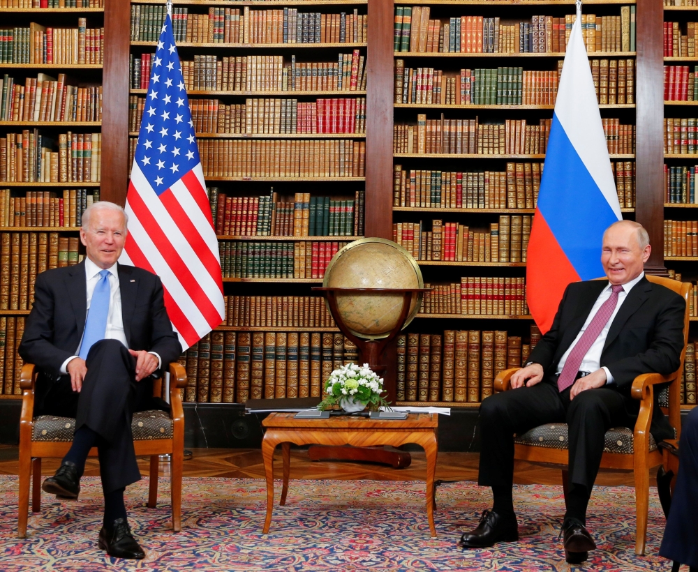 US President Joe Biden and Russia's President Vladimir Putin meet for the US-Russia summit at Villa La Grange in Geneva, Switzerland, June 16, 2021. (REUTERS/Denis Balibouse)