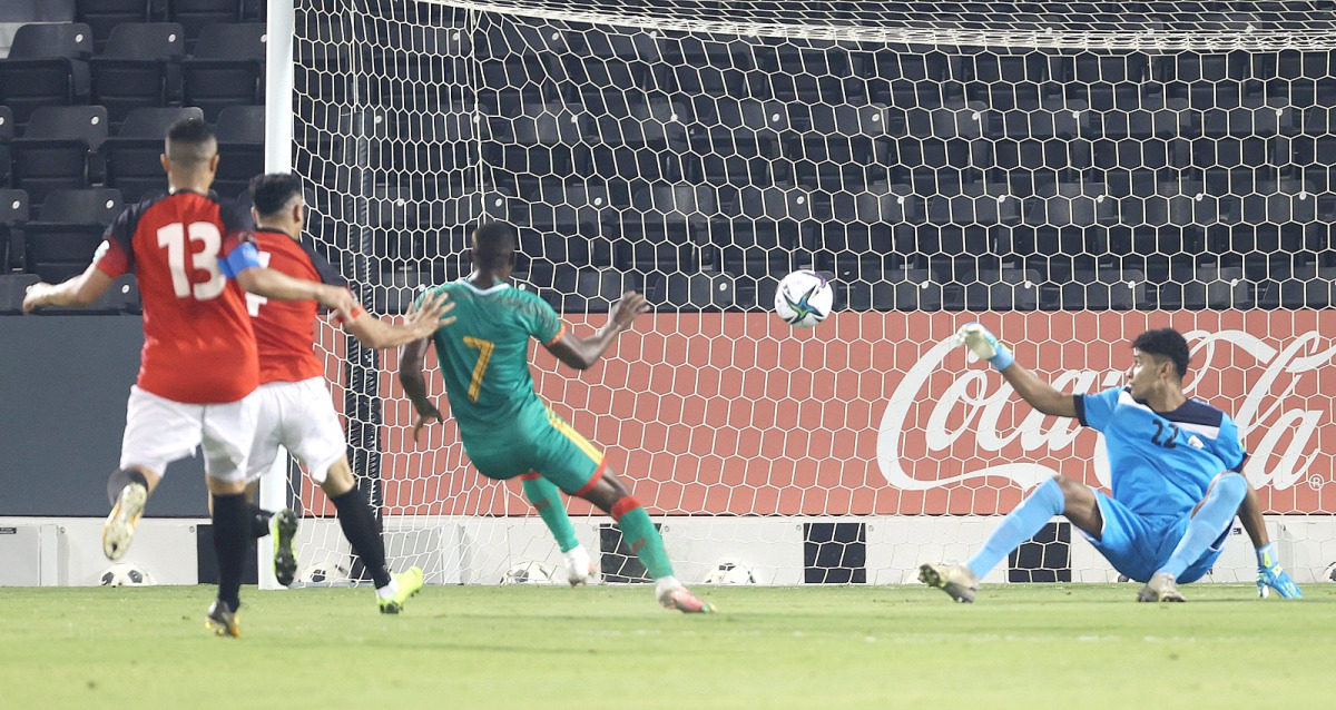 Ismael Diakite scores Mauritania's first goal against Yemen, yesterday. 