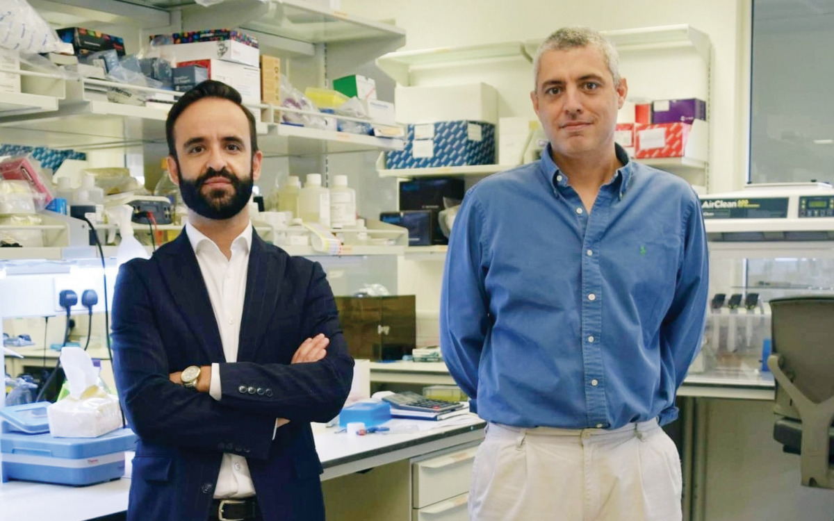  FROM LEFT: Dr. Luis Saraiva and Dr. Diogo Manoel  