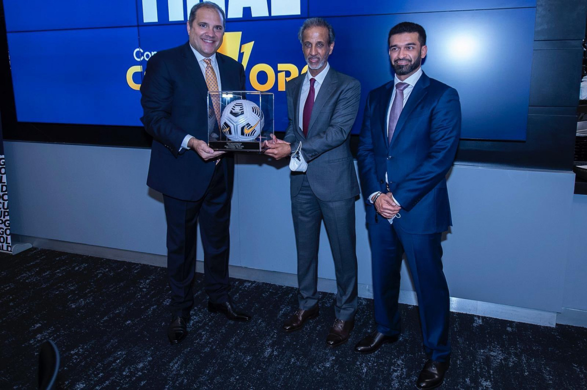 Concacaf President Victor Montagliani presenting a memento to Sheikh Hamad bin Khalifa bin Ahmed Al Thani, President of the Qatar Football Association during a meeting held on the sidelines of the 2021 Gold Cup final in Las Vegas. Hassan Al Thawadi, Secre