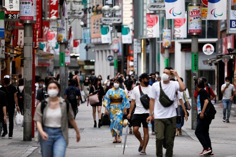 People walk in Shibuya shopping area, during a state of emergency amid the coronavirus disease (COVID-19) outbreak in Tokyo, Japan August 29, 2021. REUTERS/Androniki?Christodoulou
