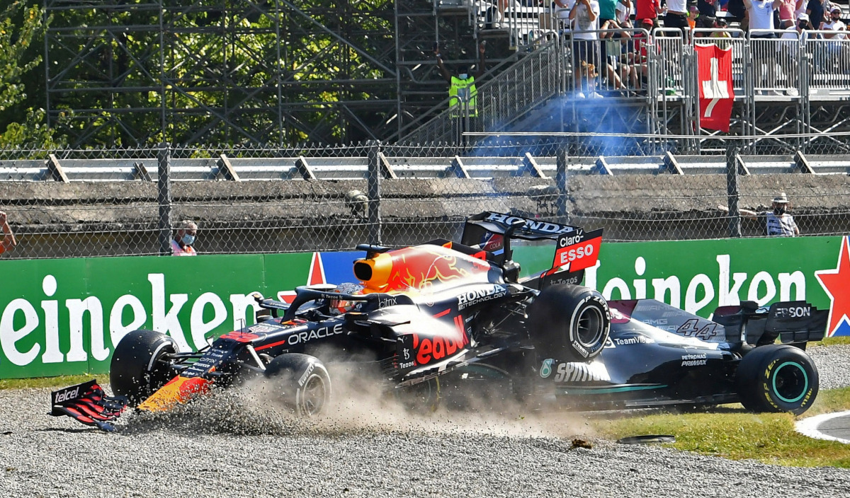 Red Bull's Max Verstappen and Mercedes' Lewis Hamilton crash out of the race REUTERS/Jennifer Lorenzini TPX IMAGES OF THE DAY
