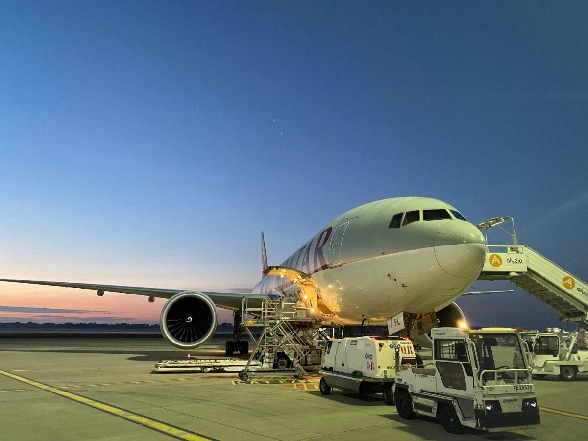 Four times a week, a flexible mix of passenger-to-cargo conversions and full-freighters links Lyon, France, eastbound via Doha to more than 50 destinations across Asia, Far East and Oceania. 