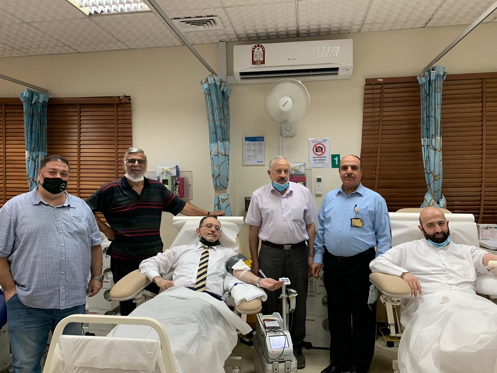 Syrian community members during the blood donation campaign. 